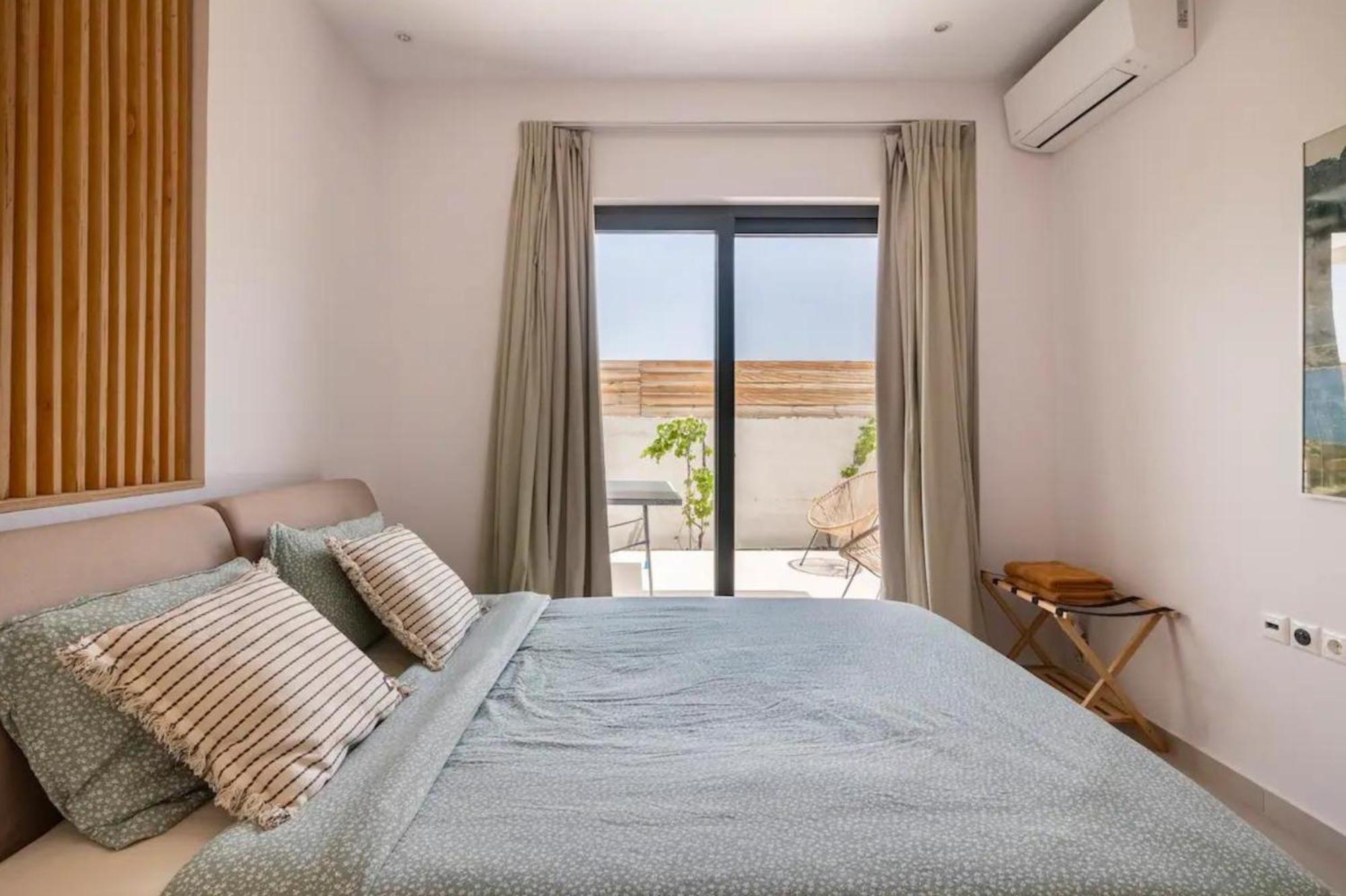 Villa Kala Loutraki - Private Pool & Sauna I Beach Esterno foto